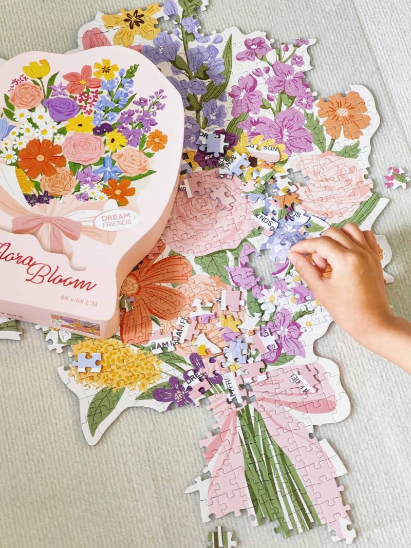 520 Jigsaw Puzzle-Dream Friends-Flora Blossom