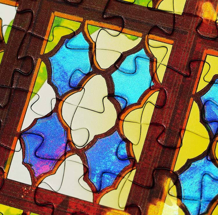 Toi-Stained Glass Window Gilded Light on Rippling Waves (3) Toi Premium Holographic Puzzle-Stained Glass Window Gilded Light on Rippling Waves-1000pcs