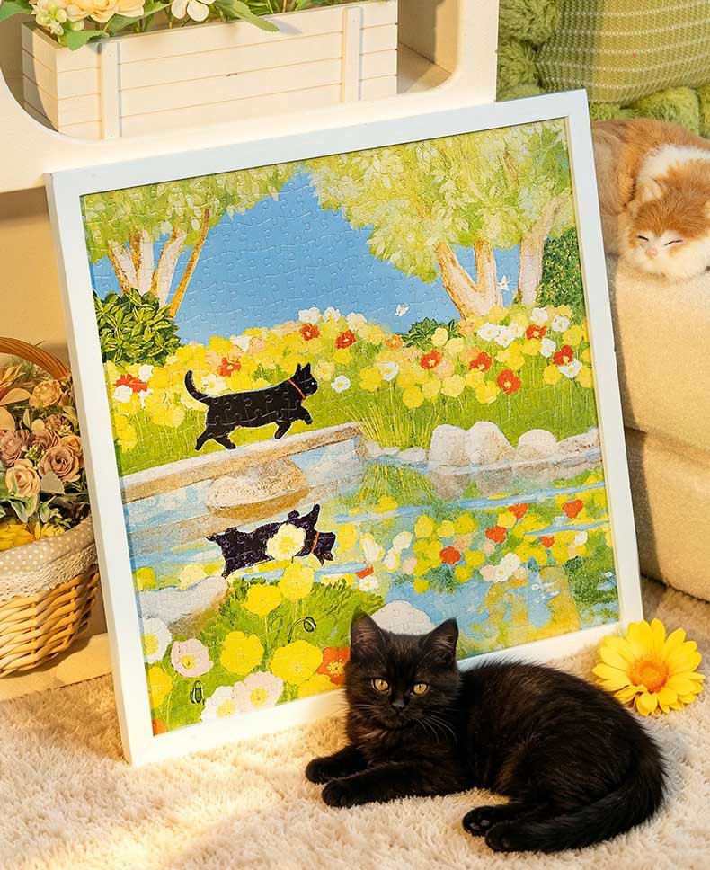 Momibook-Catwalk Through the Flowers-500 Piece Puzzle