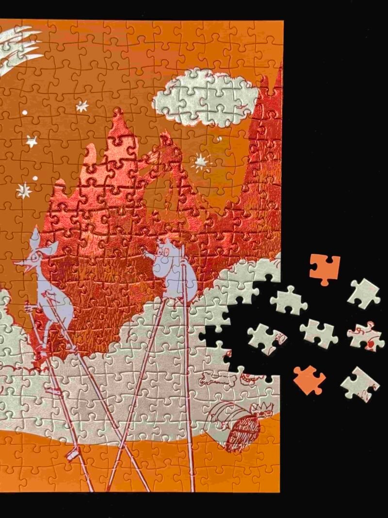 Comet in Moominland (3) Puffinkids-500 Piece Puzzle-Comet in Moominland(Orange board with a faux-leather finish)